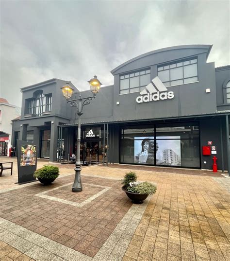adidas valmontone outlet